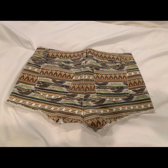 Aztec Shorts - Picture 2 of 2